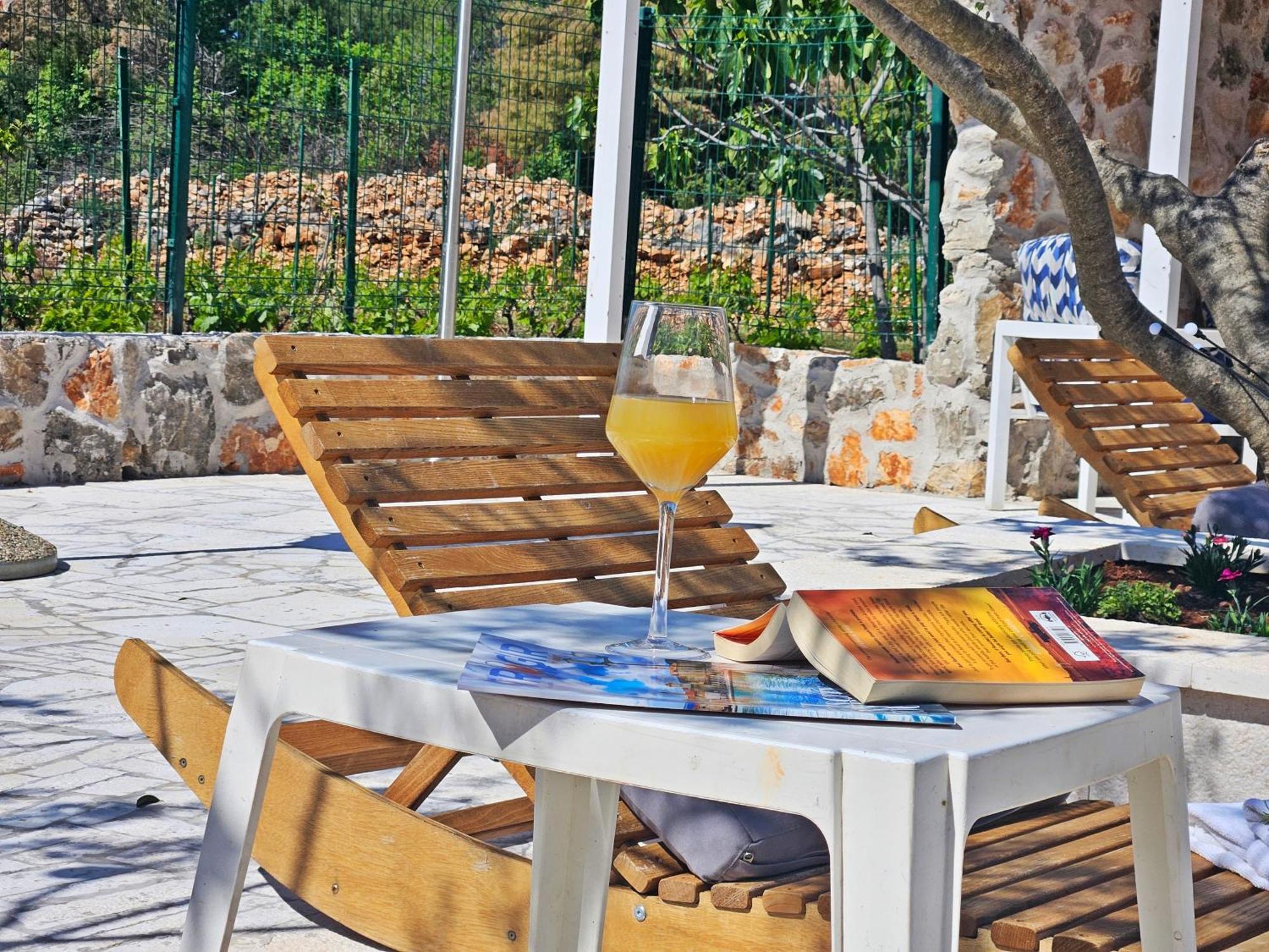 Flamingo - House With Private Pool Villa Gornji Seget Eksteriør bilde